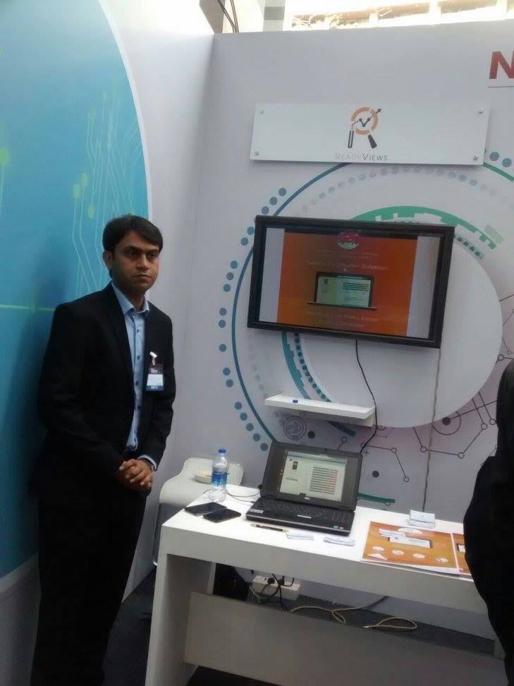 Shyam Verma at the ReadyViews demo booth at a tech expo